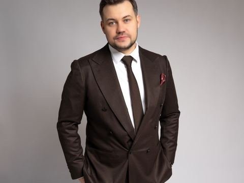 Ignas Basijokas — vestuvių vedėjas