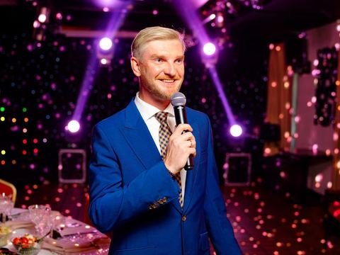 Stasys Stonys — vestuvių vedėjas